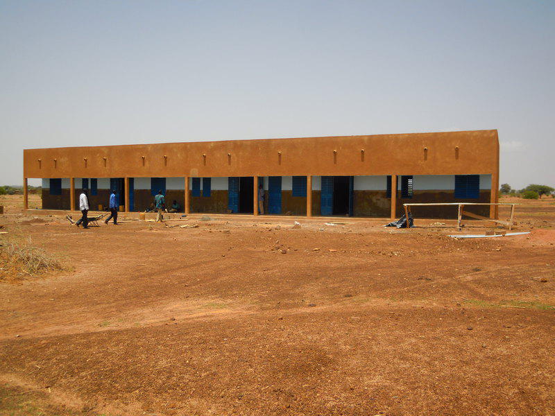 img-construction-renovation-equipment-and-materials-for-schools