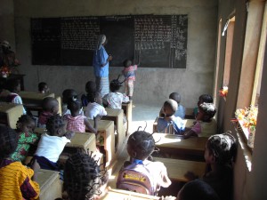 img-construction-of-classrooms-for-the-petites-sour-school-in-bangui